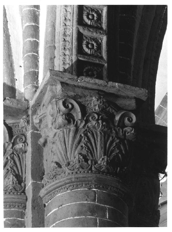 capitello composito, serie di De Stagoli Rainaldo (bottega) (ultimo quarto sec. XV)