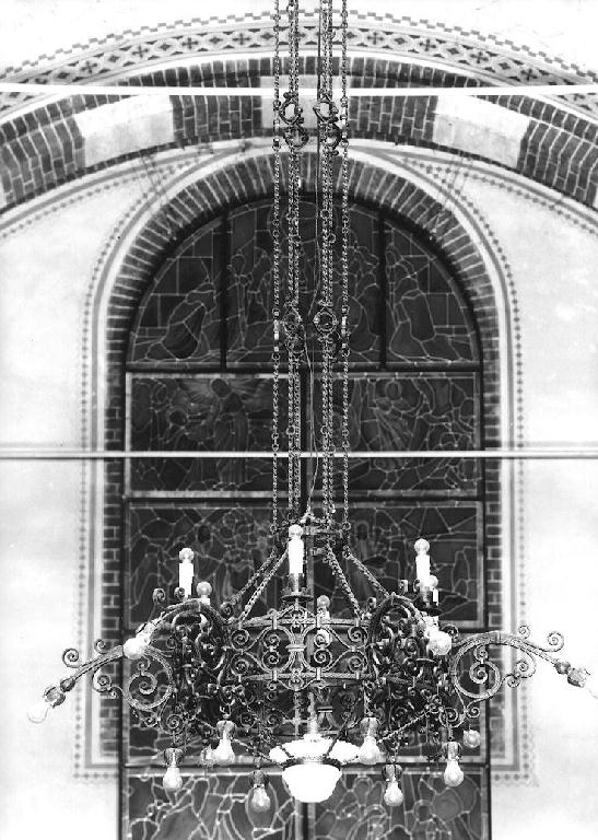 lampadario - ambito parmense (prima metà sec. XX)