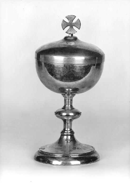 pisside - produzione italiana (secondo quarto sec. XX)