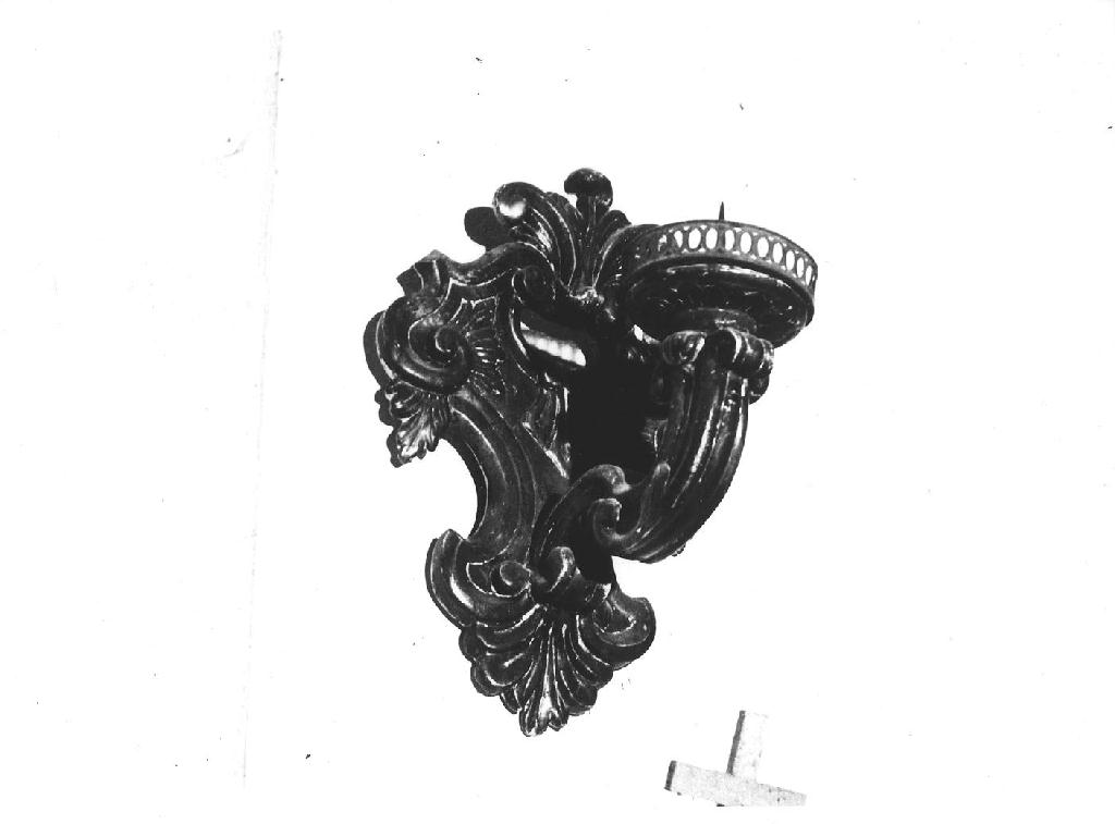 candeliere da parete di chiesa, serie - ambito parmense (primo quarto sec. XVIII)