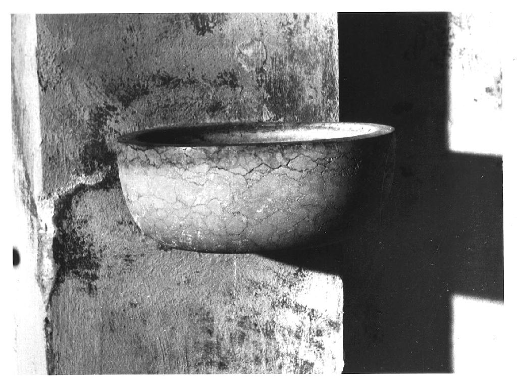 acquasantiera da parete - ambito parmense (prima metà sec. XVIII)