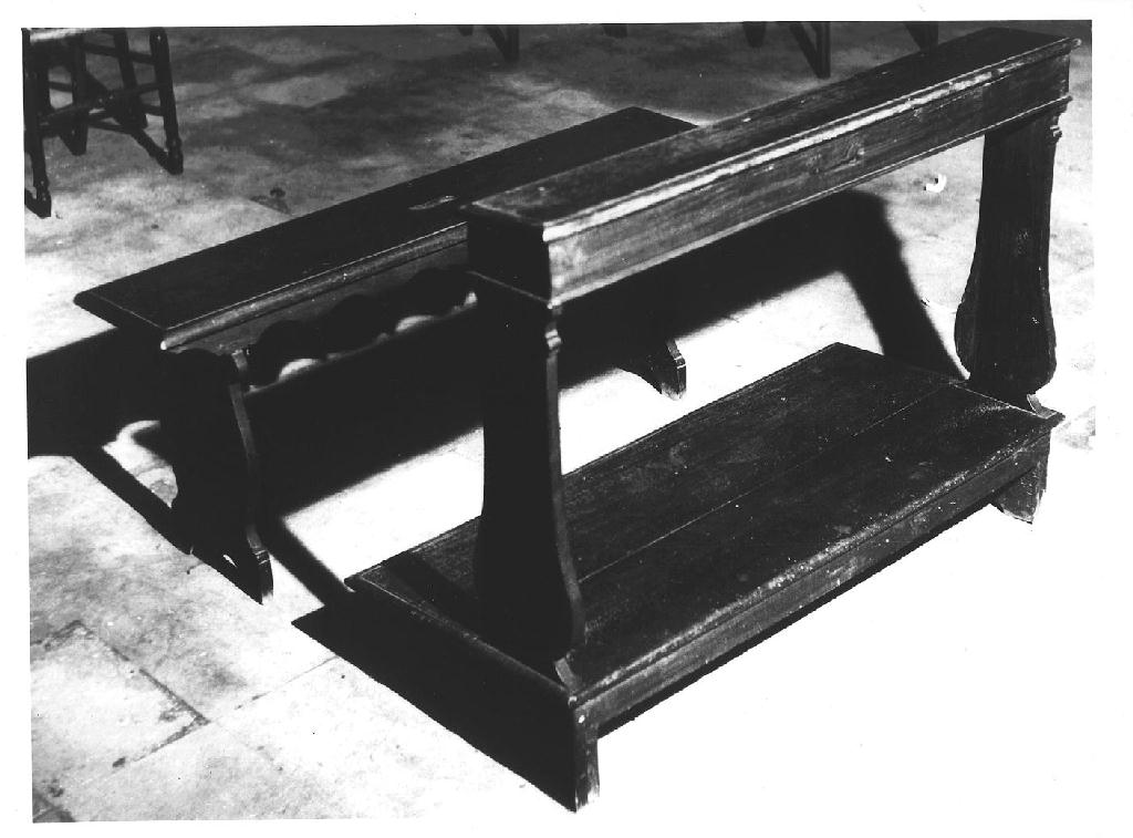 inginocchiatoio, serie - ambito parmense (prima metà sec. XIX)