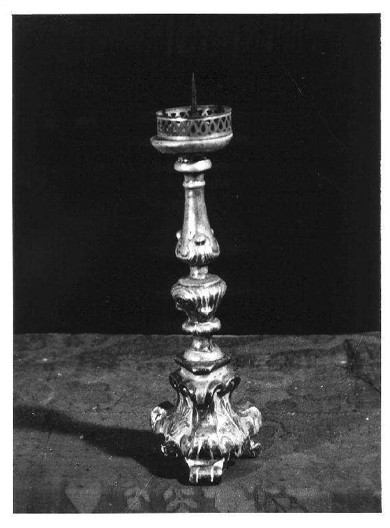 candeliere d'altare, serie - ambito parmense (prima metà sec. XVIII)