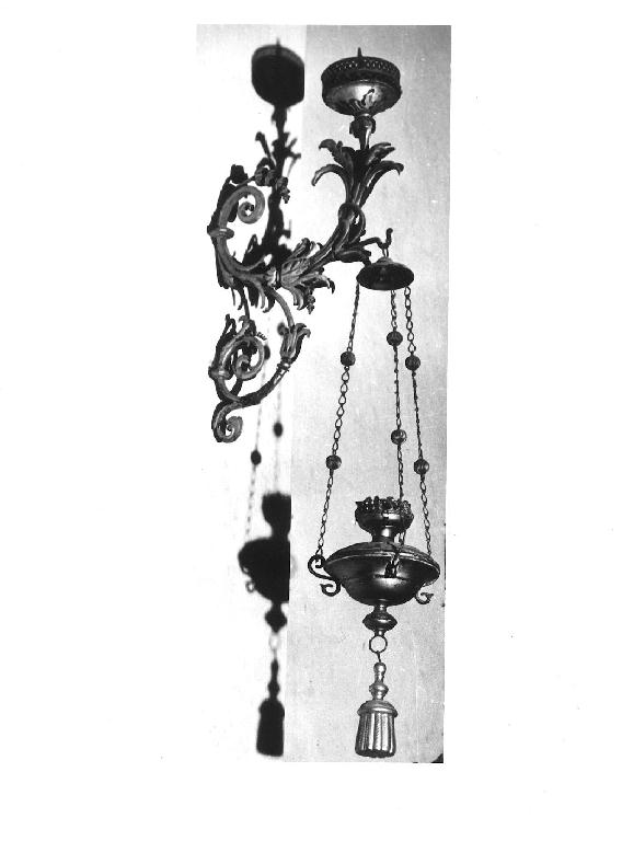 candeliere da parete di chiesa, serie - ambito parmense (primo quarto sec. XVIII)