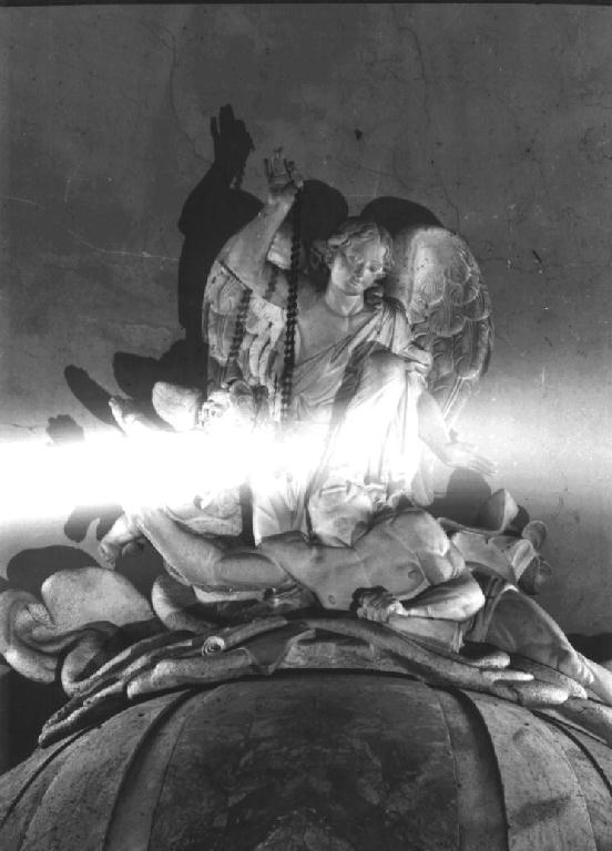 San Michele arcangelo combatte contro Satana (gruppo scultoreo, elemento d'insieme) di Cignaroli Gaetano (ultimo quarto sec. XVIII)