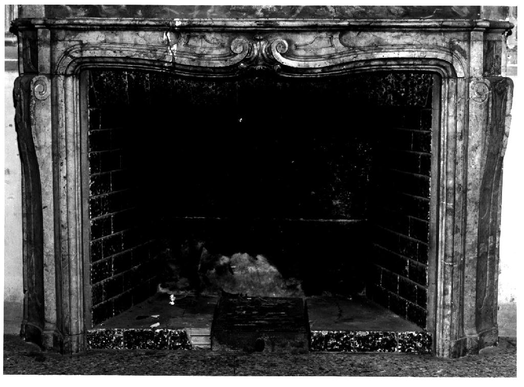 mostra di camino - ambito parmense (ultimo quarto sec. XVIII)