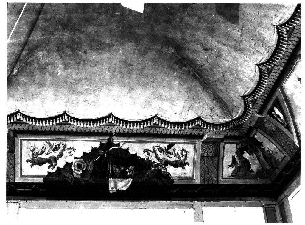 motivi decorativi a grottesche con figure e vasi (decorazione pittorica, complesso decorativo) di Smith Jacopo (sec. XIX)