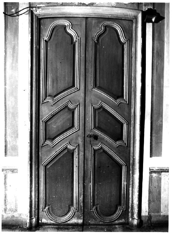 porta - a due battenti, serie - ambito parmense (terzo quarto sec. XVIII)