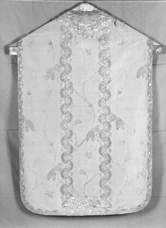 paramento liturgico - manifattura francese-italiana (metà sec. XVIII)