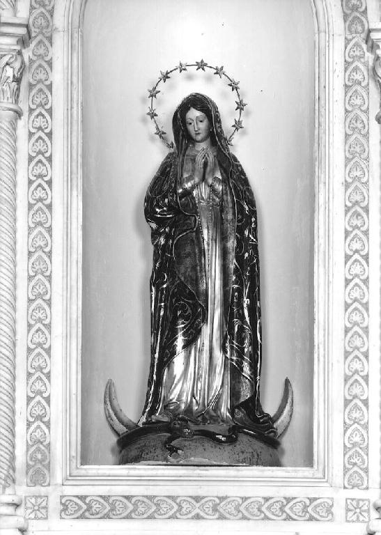 Madonna Immacolata (statua, opera isolata) di Borella Domenico (sec. XIX)