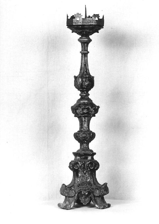 candeliere d'altare, serie - ambito parmense (sec. XVIII)