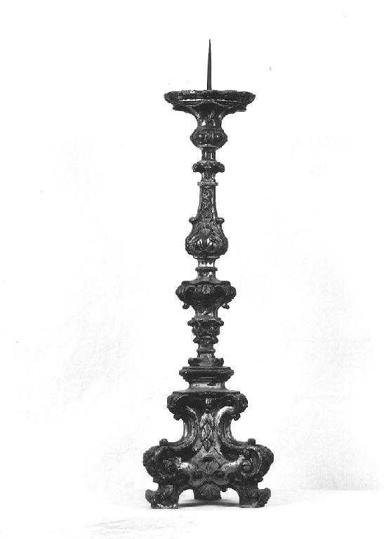 candeliere d'altare, serie - ambito parmense (sec. XVIII)