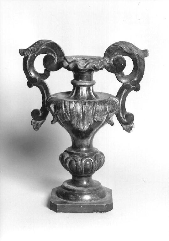 vaso d'altare per composizione floreale, serie - ambito parmense (prima metà sec. XIX)