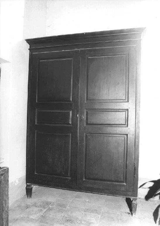 armadio - ambito parmense (ultimo quarto sec. XVIII)