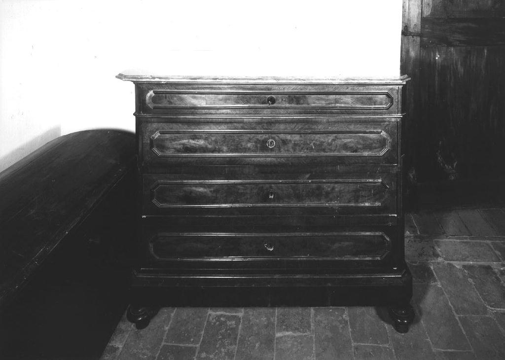 cassettone - ambito parmense (seconda metà sec. XIX)