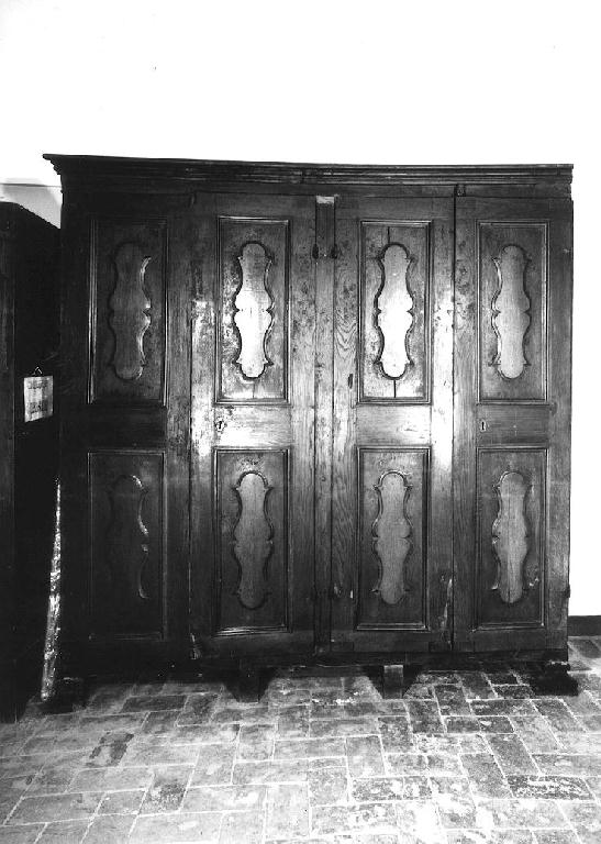 armadio - ambito emiliano (primo quarto sec. XVIII)
