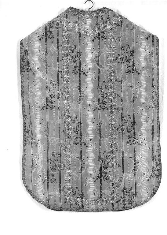paramento liturgico, insieme - manifattura francese (ultimo quarto sec. XVIII)