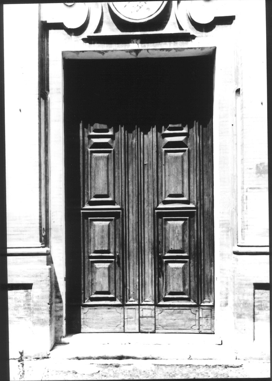 porta - a due battenti - ambito parmense (sec. XVIII)