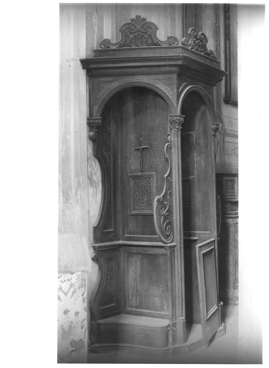 confessionale, serie - ambito parmense (secondo quarto sec. XVIII)