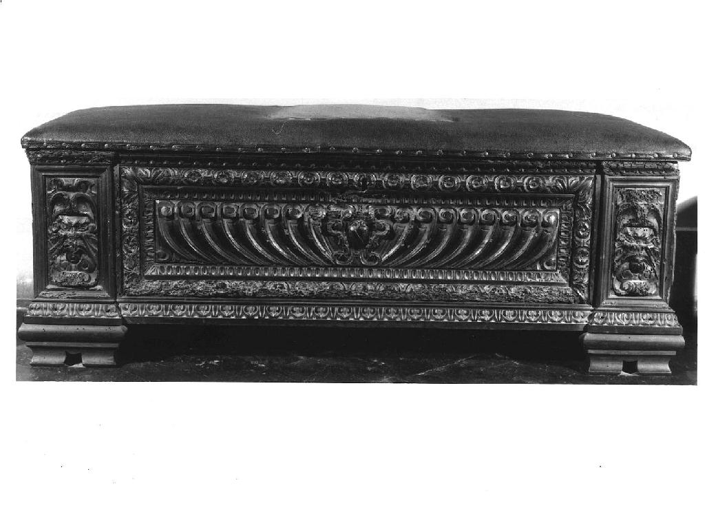cassone nuziale, opera isolata - ambito parmense (prima metà sec. XVII)