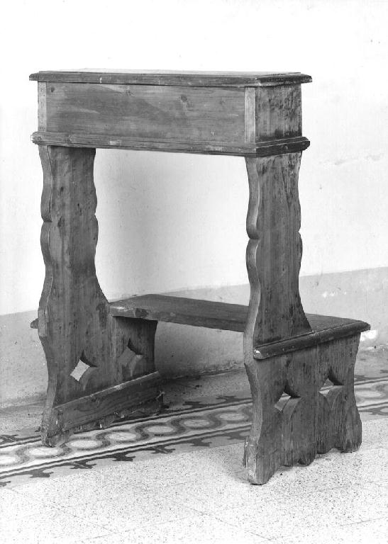 inginocchiatoio - ambito emiliano (inizio sec. XX)