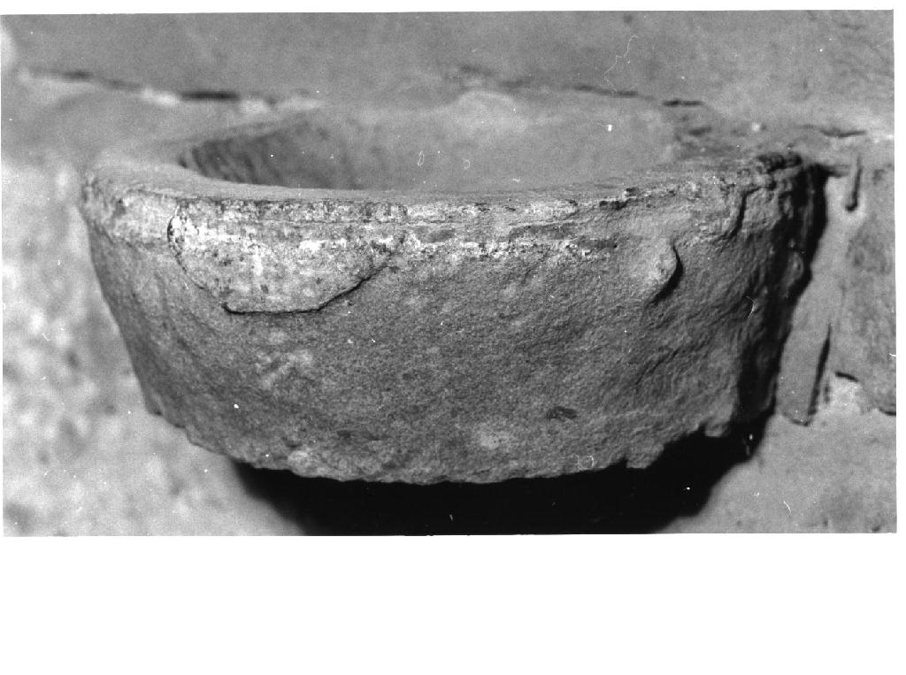 acquasantiera da parete - ambito parmense (sec. XVII)