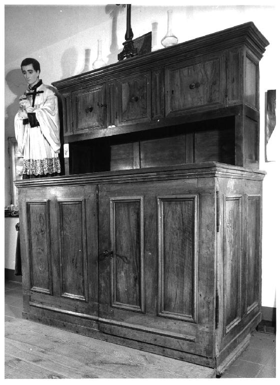 credenza con alzata - ambito parmense (sec. XVIII)