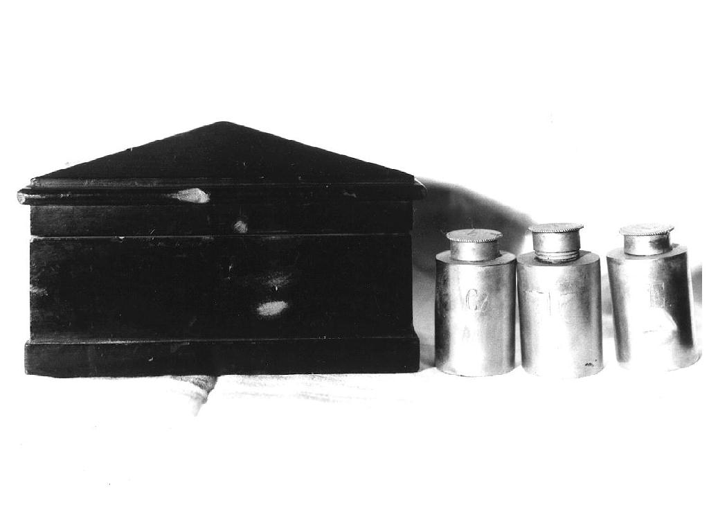 vasetti per oli santi - ambito parmense (sec. XIX)