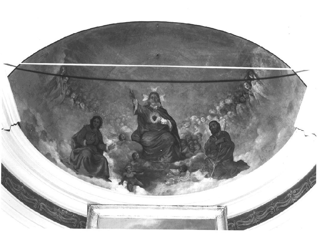 Gloria di angeli con il Redentore, la Vergine e San Giuseppe (decorazione pittorica, complesso decorativo) di Cusani Lamberto (sec. XX)