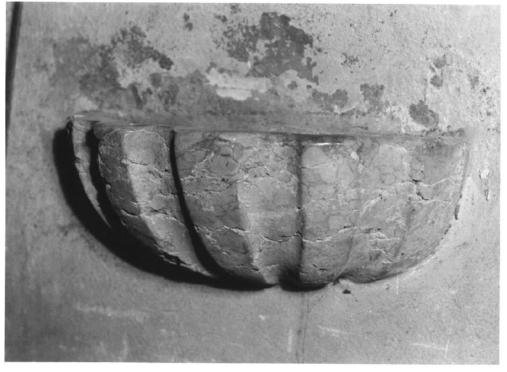 acquasantiera da parete - ambito parmense (?) (sec. XIX)