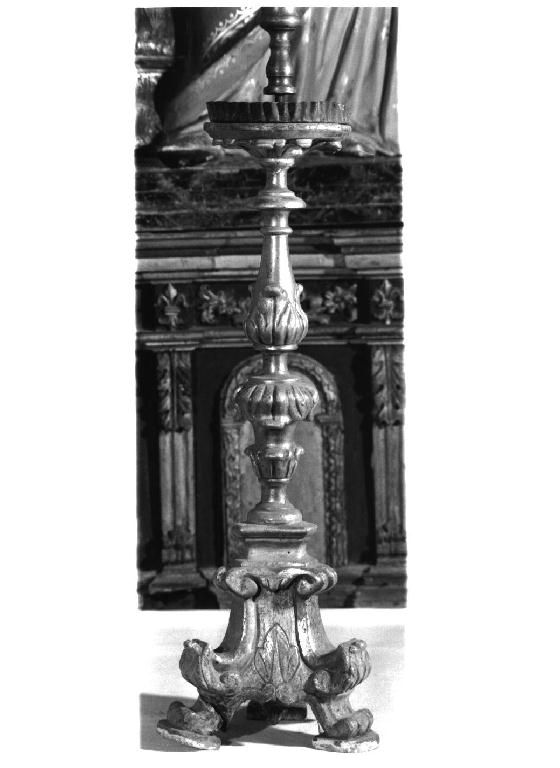 candeliere d'altare, serie - ambito parmense (metà sec. XVIII)