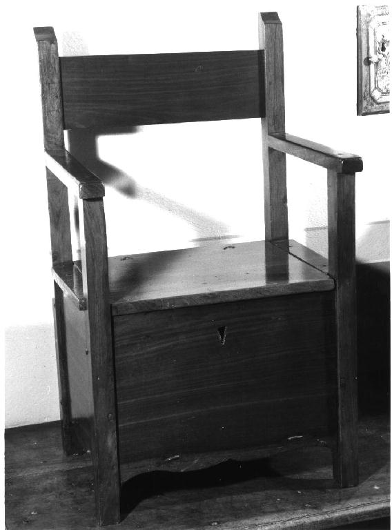 sedia - a braccioli - produzione Italia settentrionale (secc. XIX/ XX)