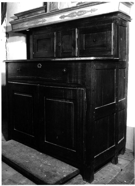 armadio da sacrestia - ambito parmense (sec. XIX)