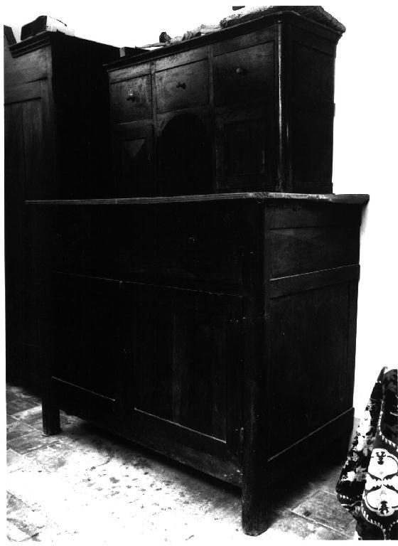 armadio da sacrestia - ambito parmense (sec. XIX)