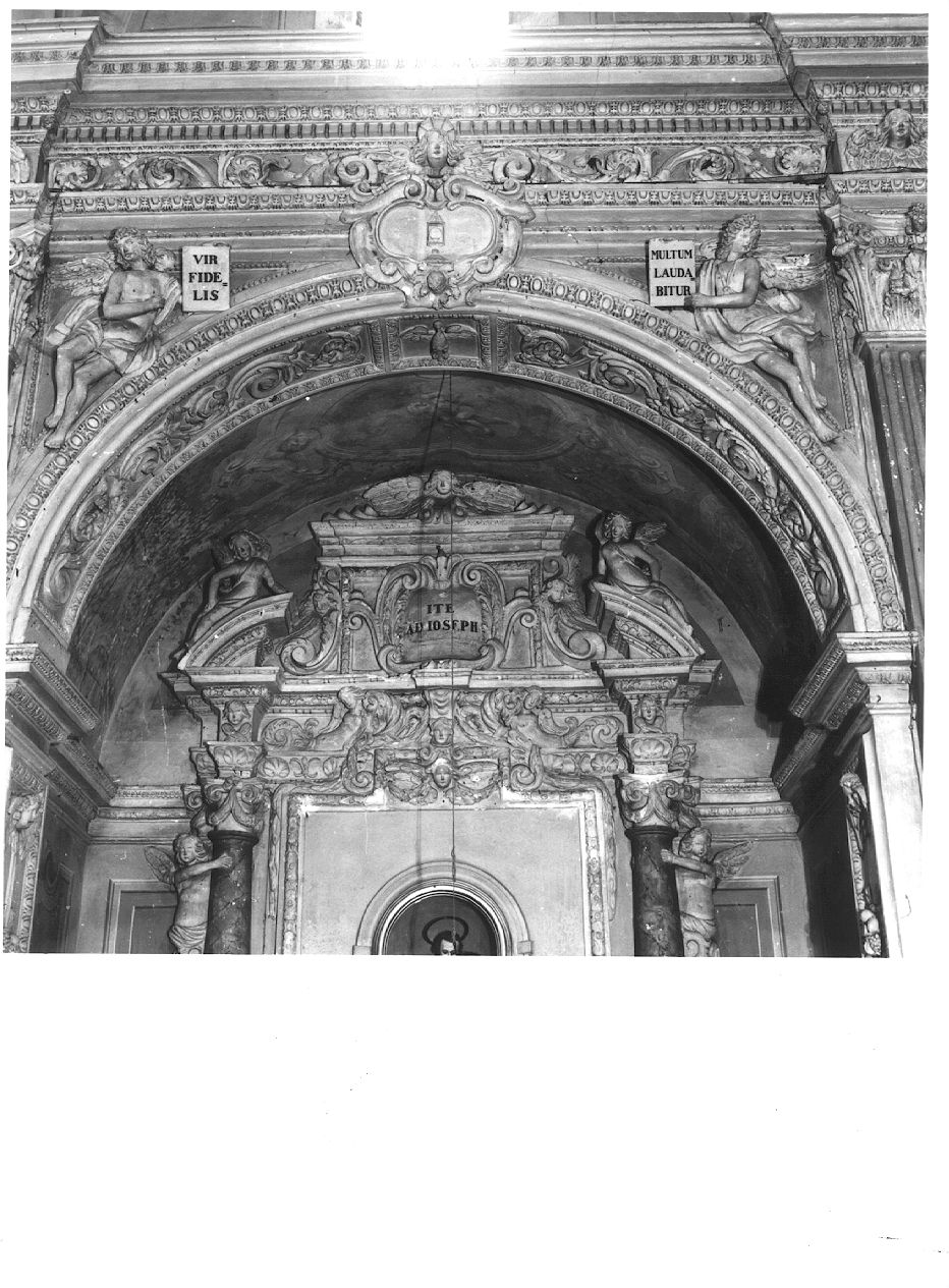 decorazione plastica di Giusti Tommaso, Bettini Gian Maria (sec. XVII)