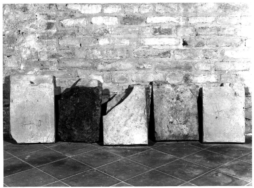 tegola, frammento - produzione parmense (sec. II)