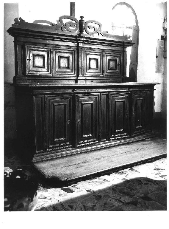 mobile da sacrestia con alzata - ambito parmense (fine/inizio secc. XVII/ XVIII)