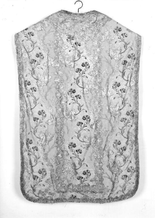 paramento liturgico, insieme - manifattura francese-italiana (sec. XVIII)