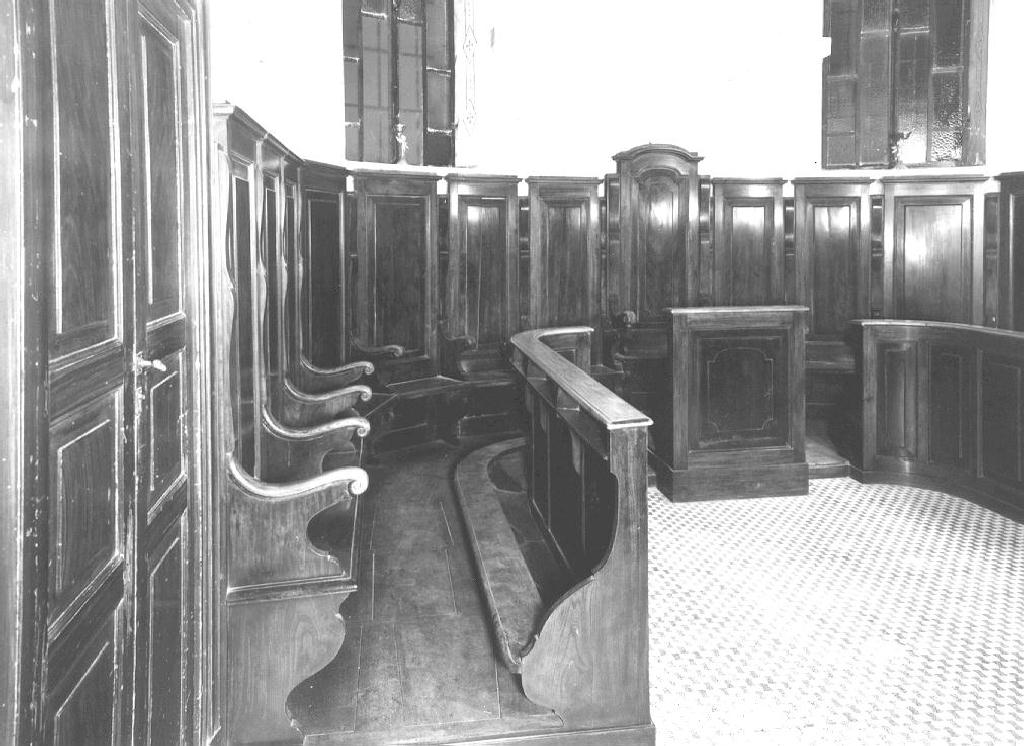 stalli del coro, insieme - ambito parmense (prima metà sec. XX)