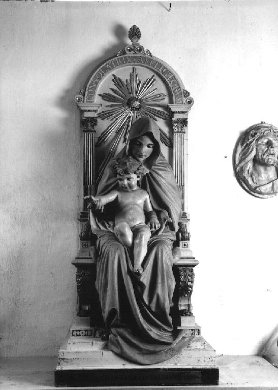 Madonna con Bambino in trono (gruppo scultoreo) - ambito genovese (sec. XIX)