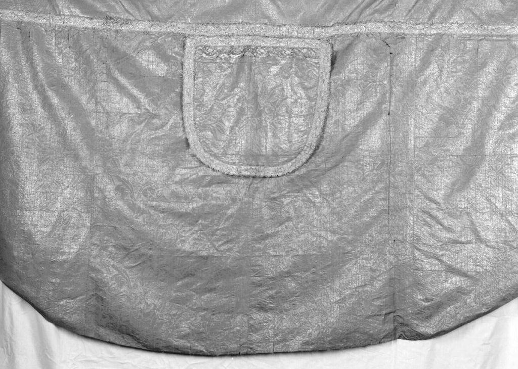 piviale - manifattura italiana (prima metà sec. XIX)