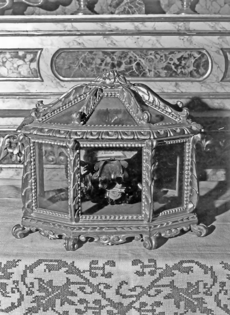 reliquiario a teca - a urna - produzione parmense (fine sec. XVII)