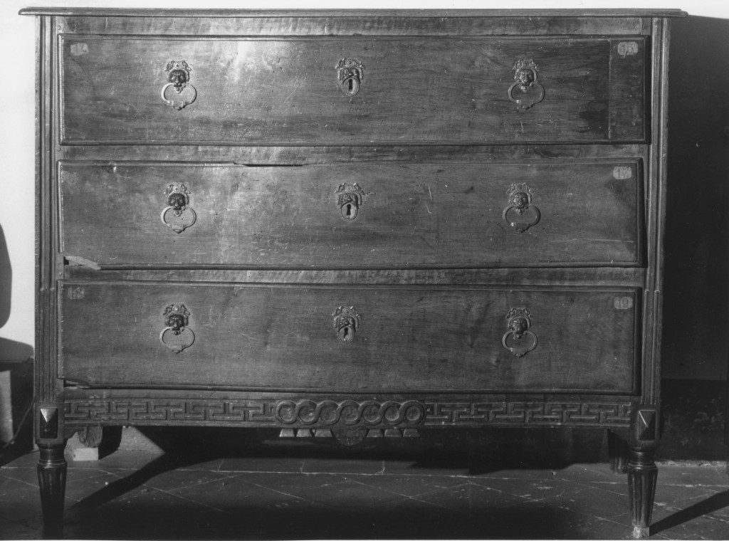 cassettone - manifattura parmense (fine sec. XVIII)