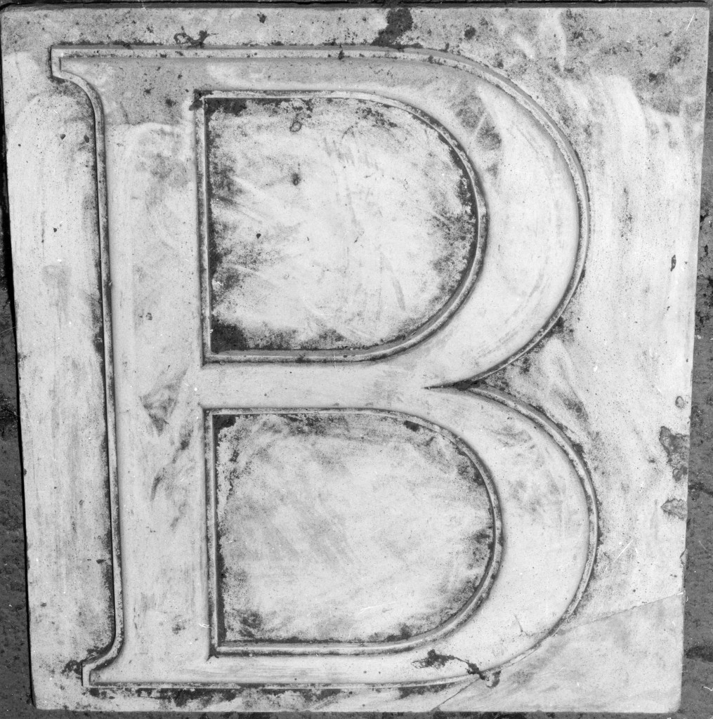 modello di decorazione, elemento d'insieme - ditta fornaci Chini, Borgo San Lorenzo (Fi) (primo quarto sec. XX)