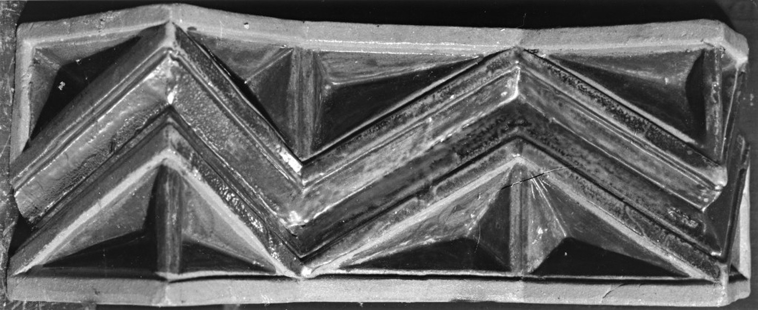 decorazione plastica - ditta fornaci Chini, Borgo San Lorenzo (Fi) (primo quarto sec. XX)