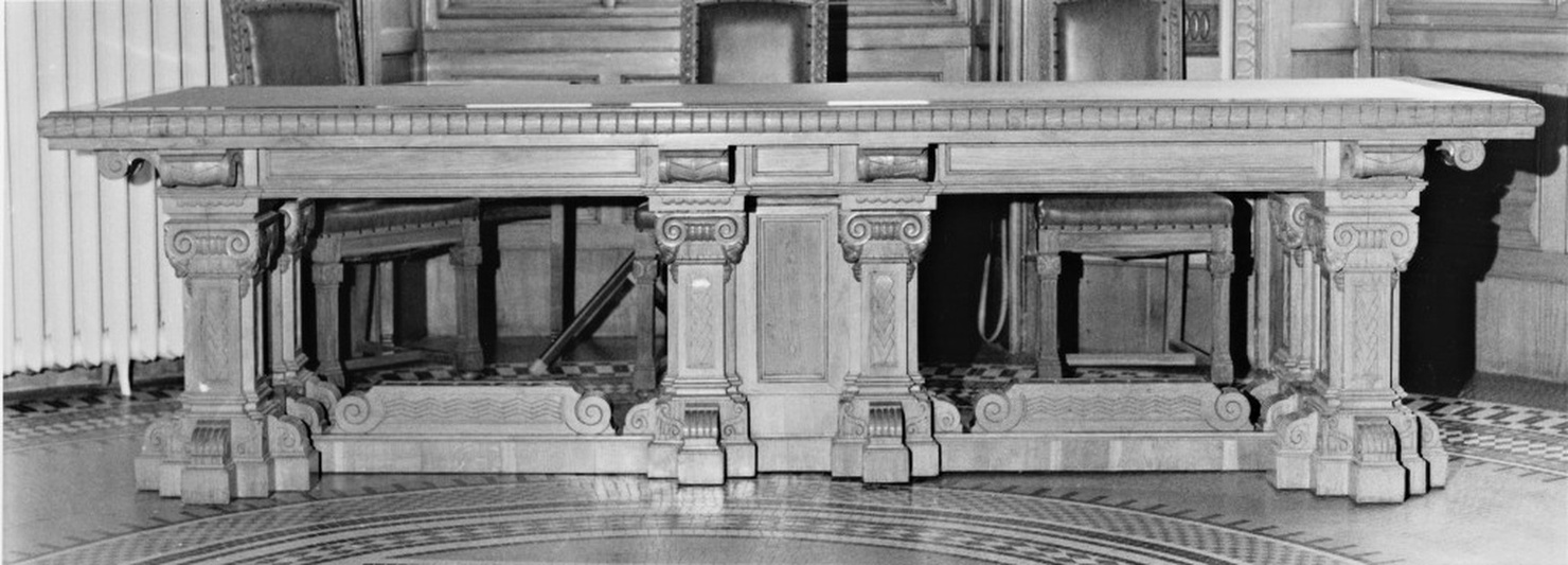 tavolo di Manifattura Spicciani (primo quarto sec. XX)