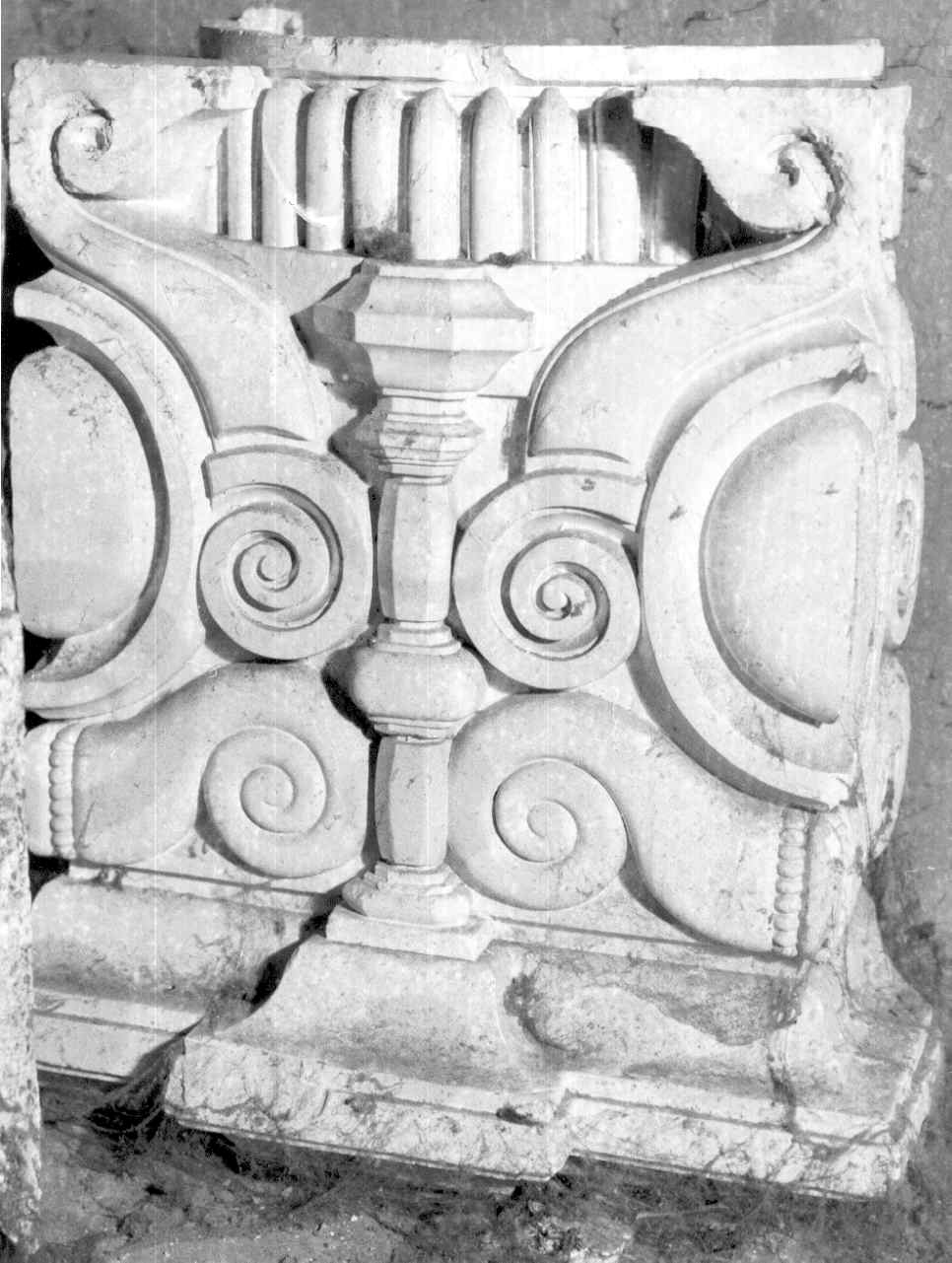 modello di decorazione, elemento d'insieme - ditta fornaci Chini, Borgo San Lorenzo (Fi) (primo quarto sec. XX)