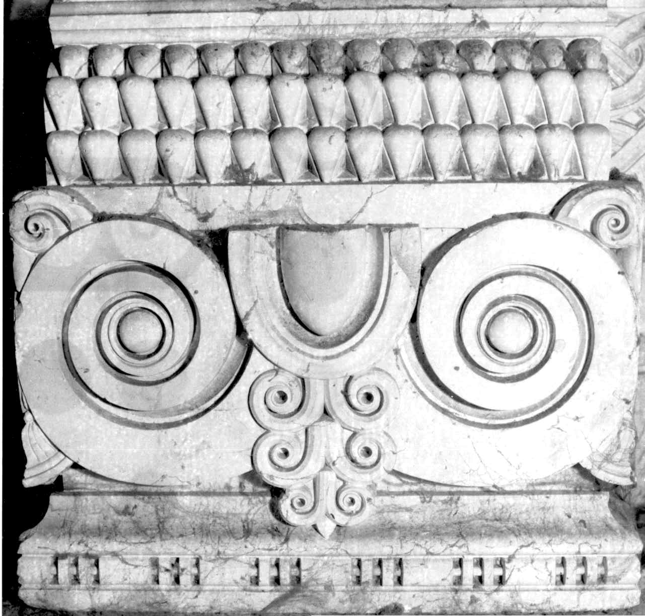 modello di decorazione, elemento d'insieme - ditta fornaci Chini, Borgo San Lorenzo (Fi) (primo quarto sec. XX)