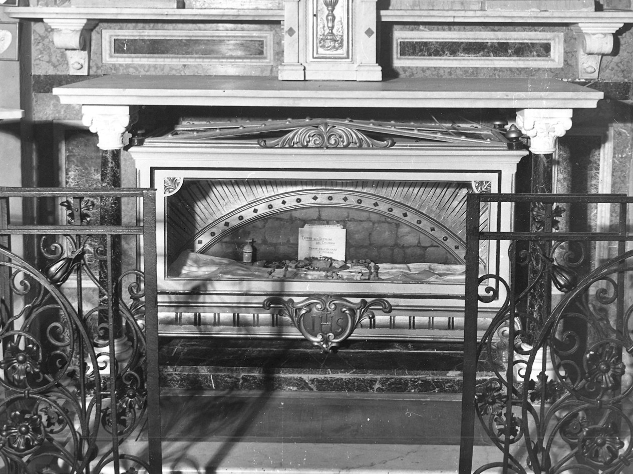 altare - produzione parmense (?) (primo quarto sec. XX)