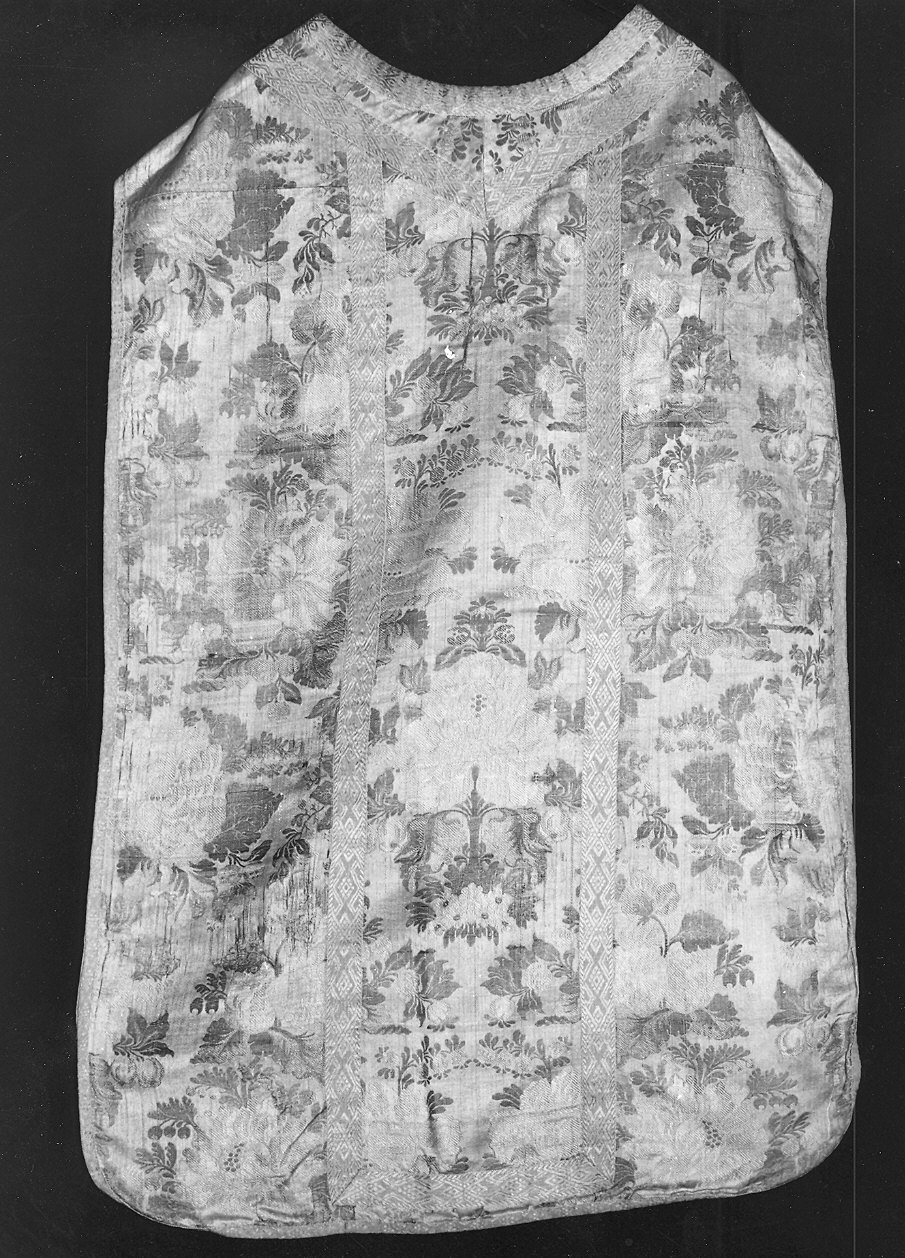 paramento liturgico, insieme - manifattura italiana (ultimo quarto sec. XIX)